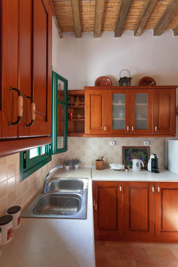 Batu Vacation House Monolithos  Bagian luar foto